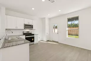 16157 Sepia Manor St, Conroe, TX 77302 - Photo 7