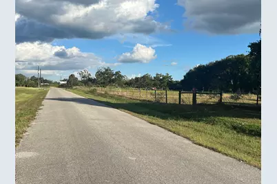 400 6th Street, San Felipe, TX 77473 - Photo 3