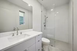 2129 Quenby St, Houston, TX 77005 - Photo 29