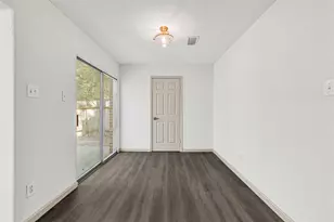 7 S Cypress Pine Dr, Spring, TX 77381 - Photo 9