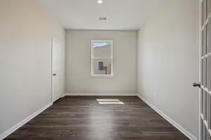 25530 Blooming Hazel Dr, Cleveland, TX 77328 - Photo 5