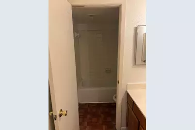 781 Country Place Drive #1085, Houston, TX 77079 - Photo 5