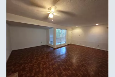 781 Country Place Drive #1085, Houston, TX 77079 - Photo 5
