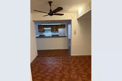 781 Country Place Drive #1085, Houston, TX 77079 - Photo 9