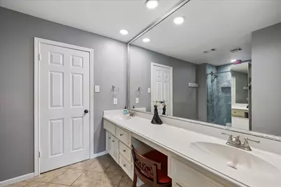 47 Sterling Street, Sugar Land, TX 77479 - Photo 21