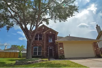 112 Glade Bridge Court, Dickinson, TX 77539 - Photo 1