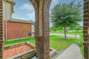 4106 Lake Cypress Cir, Houston, TX 77068 - Photo 3