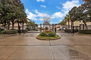 6115 S Arrowana Ln, Houston, TX 77036 - Photo 29
