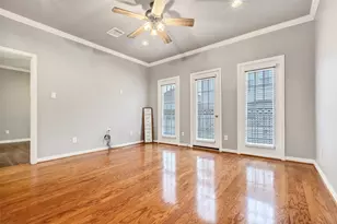6115 S Arrowana Ln, Houston, TX 77036 - Photo 9