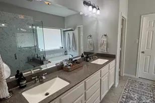 2913 N Becca Ln, Houston, TX 77092 - Photo 19