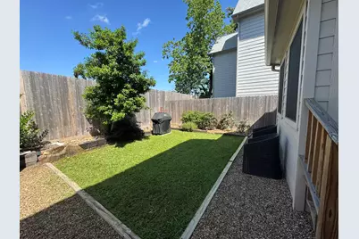 2913 N Becca Lane, Houston, TX 77092 - Photo 25