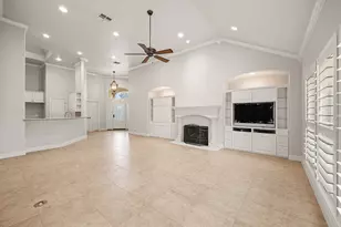 1220 Travis St, Columbus, TX 78934 - Photo 9