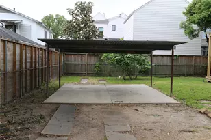 808 Pecore St, Houston, TX 77009 - Photo 21