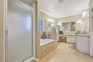 906 High Ridge Cir, Friendswood, TX 77546 - Photo 21