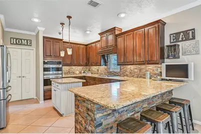 906 High Ridge Circle, Friendswood, TX 77546 - Photo 9