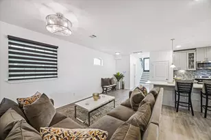 5116 Creekmont Dr, Houston, TX 77091 - Photo 13