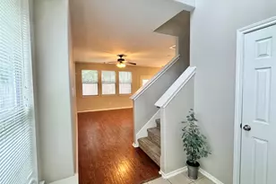 234 W Stedhill Loop, The Woodlands, TX 77384 - Photo 5