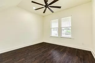 3730 Avenue T, Galveston, TX 77550 - Photo 13