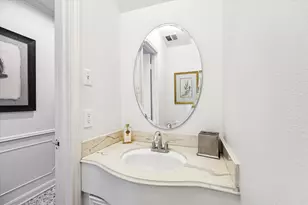 1880 Saxony Ln, Houston, TX 77058 - Photo 13