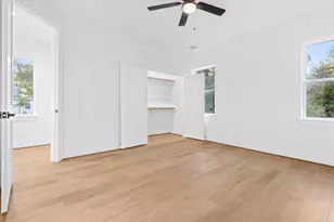 8403 Sunnyhill St, Houston, TX 77088 - Photo 15