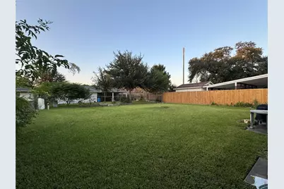 1138 Cherry Spring Drive, Houston, TX 77038 - Photo 19