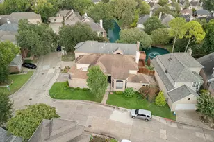 12929 Kingsbridge Ln, Houston, TX 77077 - Photo 19