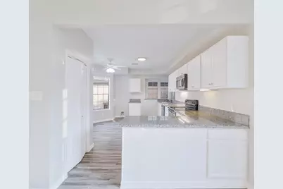 12929 Kingsbridge Lane, Houston, TX 77077 - Photo 7