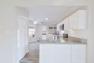 12929 Kingsbridge Ln, Houston, TX 77077 - Photo 7