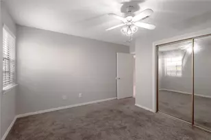 2401 Sycamore Ave, Huntsville, TX 77340 - Photo 17