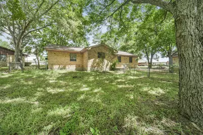 321 Johnson Street, Brenham, TX 77833 - Photo 43