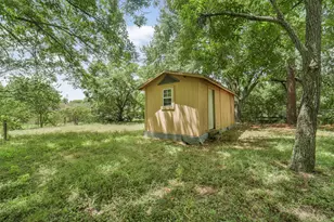 321 Johnson St, Brenham, TX 77833 - Photo 39