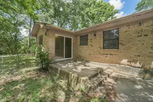 321 Johnson St, Brenham, TX 77833 - Photo 37