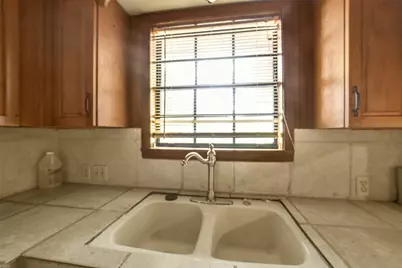 321 Johnson Street, Brenham, TX 77833 - Photo 23