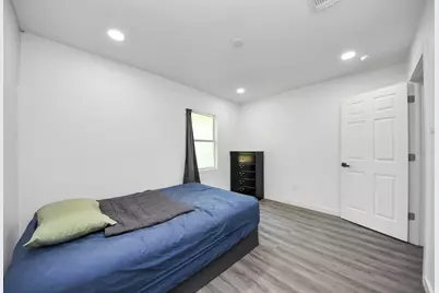 3330 Dulcrest Street, Houston, TX 77051 - Photo 9