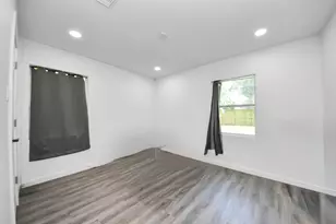 3330 Dulcrest St, Houston, TX 77051 - Photo 11