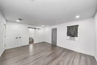 3330 Dulcrest Street, Houston, TX 77051 - Photo 7