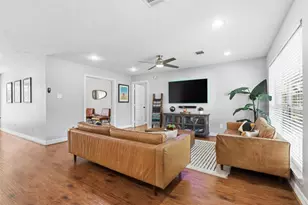 3012 Sugar Wood Dr, League City, TX 77573 - Photo 11