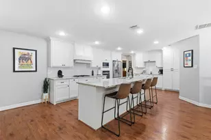 3012 Sugar Wood Dr, League City, TX 77573 - Photo 7