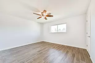 312 S 15th St, La Porte, TX 77571 - Photo 29