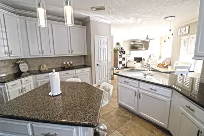 1414 Pine Meadow Court, Pearland, TX 77581 - Photo 9