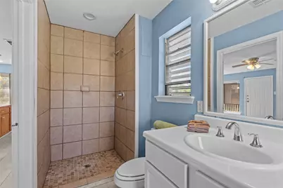 7316 Overton Street #B, Hitchcock, TX 77563 - Photo 15