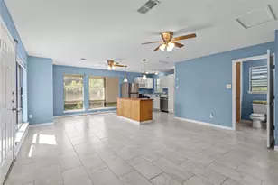 7316 Overton St, Hitchcock, TX 77563 - Photo 7