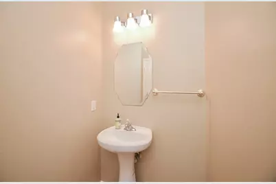 13109 Sunset Cliff Court, Sugar Land, TX 77478 - Photo 17