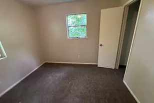 3918 N Sycamore St, Bedias, TX 77831 - Photo 7