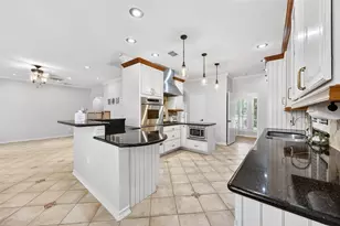 15502 Contender Ln, Friendswood, TX 77546 - Photo 13