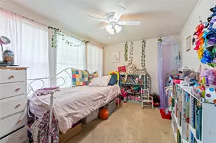 809 12th Ave N, Texas City, TX 77590 - Photo 11