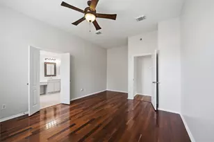 510 Cedar Point Dr, League City, TX 77573 - Photo 11