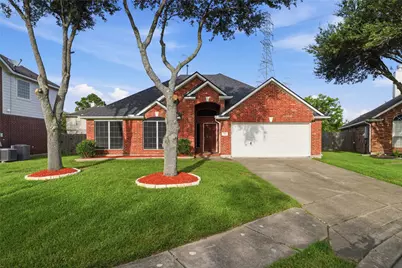 510 Cedar Point Drive, League City, TX 77573 - Photo 1