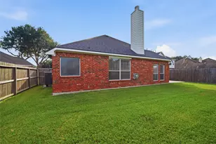 510 Cedar Point Dr, League City, TX 77573 - Photo 19