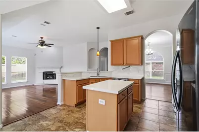 510 Cedar Point Drive, League City, TX 77573 - Photo 5